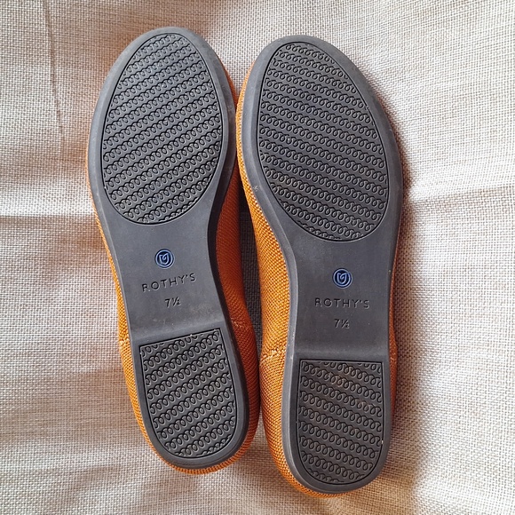 ROTHY'S round toe, ochre with blue accent, W7.5 - Picture 5 of 9